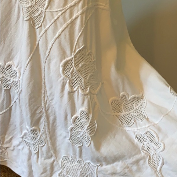 Vintage hand embroidered dress - Picture 4 of 7